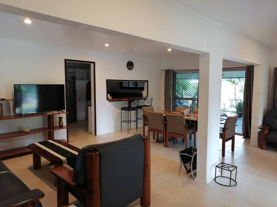 Private Nasoso 4 Bedroom House Nadi Extérieur photo
